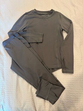 Lands' End size 5/6 kids Grey Baselayers